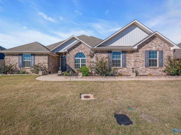 26413 Ashland Ridge Lane, Athens, AL 35613