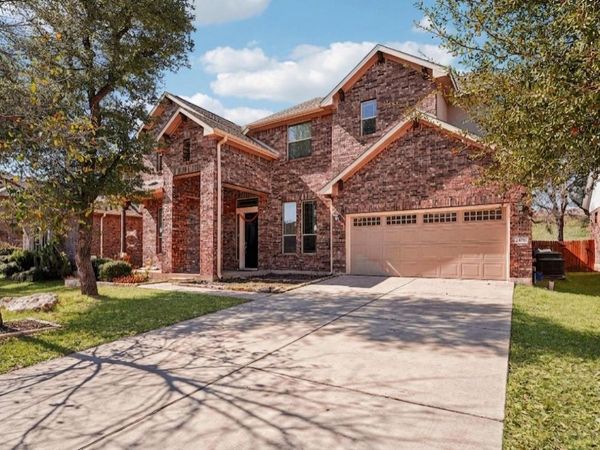 2421 Bowen ST, Leander, TX 78641