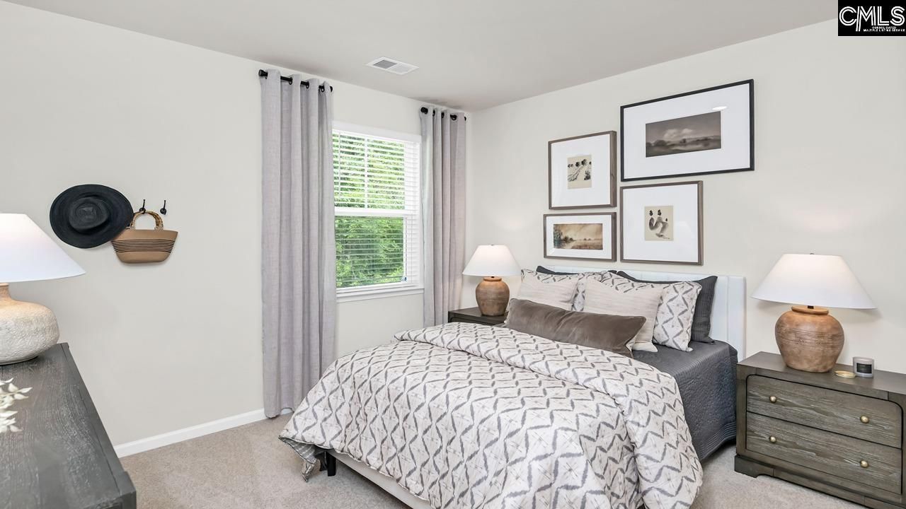 431 Leathertree Lane  Photo 22