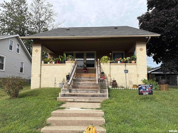 3905 N VINCENT Avenue, Peoria Heights, IL 61616
