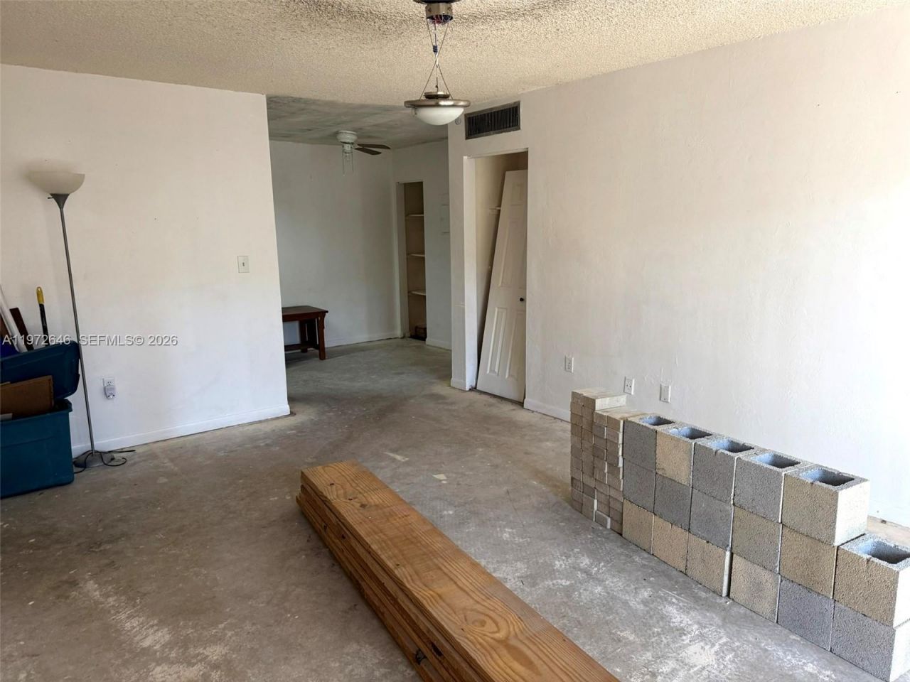 10836 N Kendall Dr, Unit V14, Miami, FL 33176 Photo