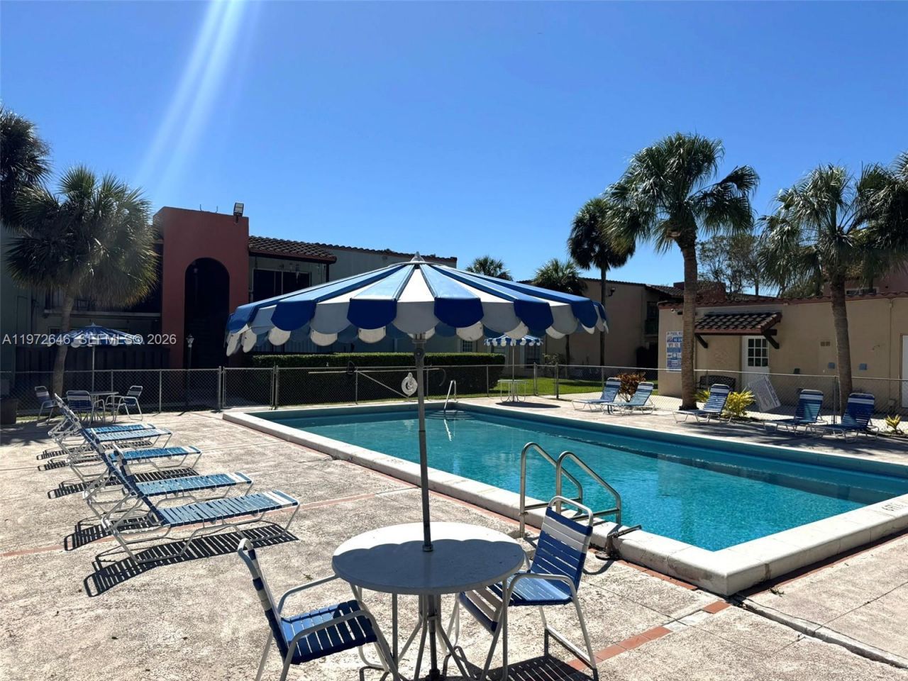 10836 N Kendall Dr, Unit V14, Miami, FL 33176 Photo