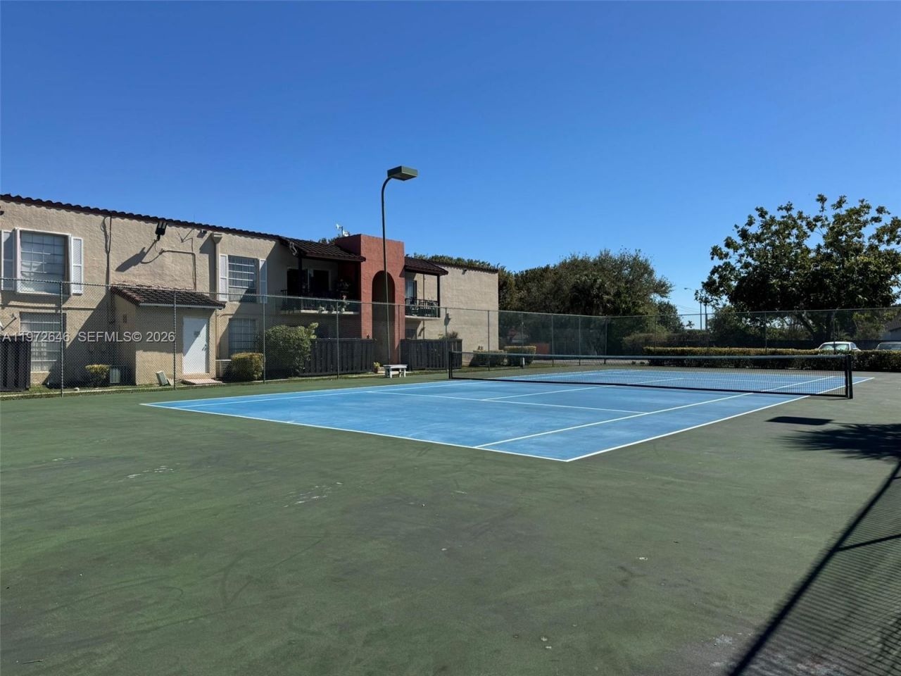 10836 N Kendall Dr, Unit V14, Miami, FL 33176 Photo