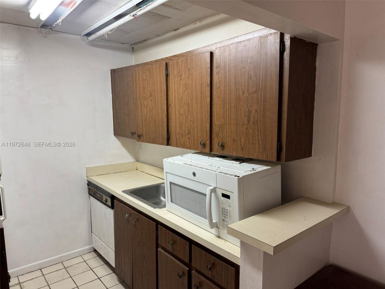 10836 N Kendall Dr, Unit V14, Miami, FL 33176 Photo