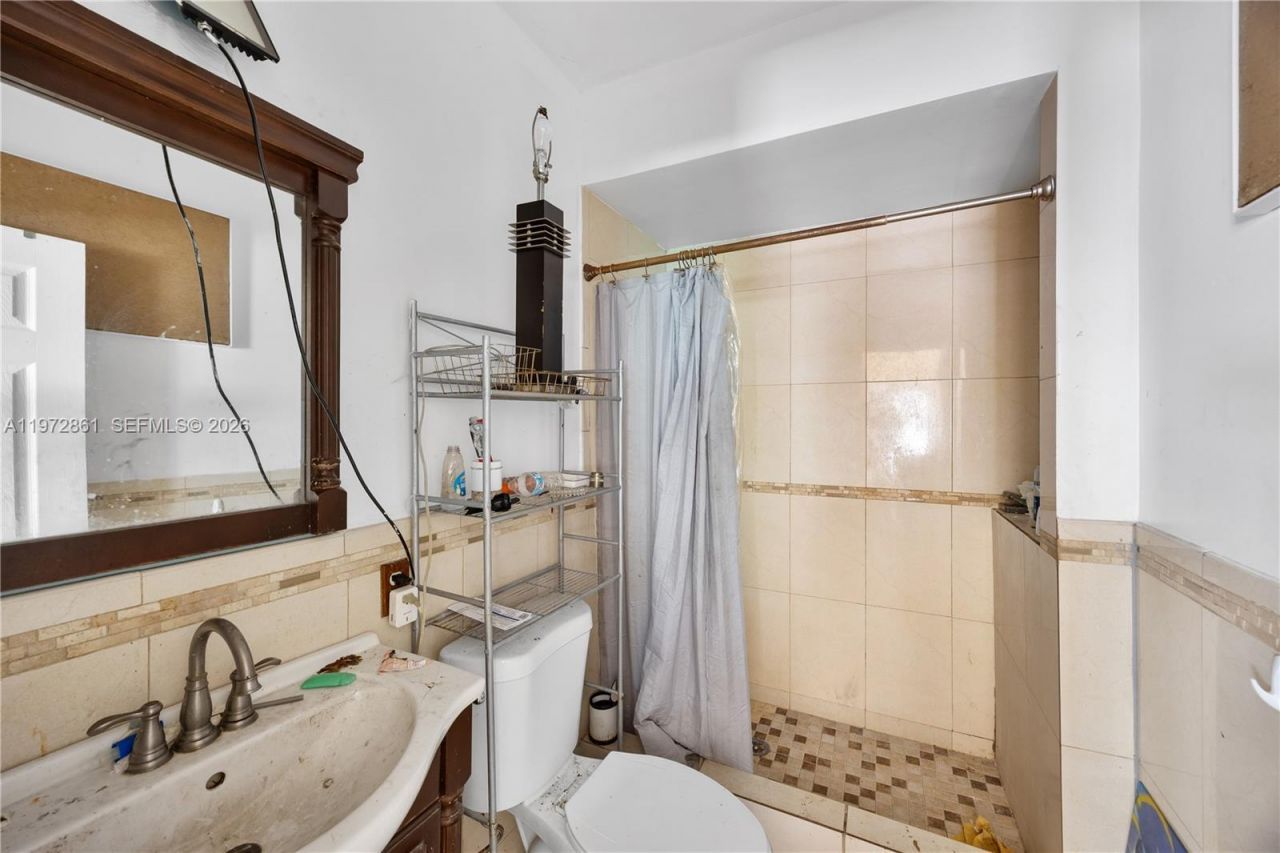 8800 NW 20th Ave, Miami, FL 33147 Photo