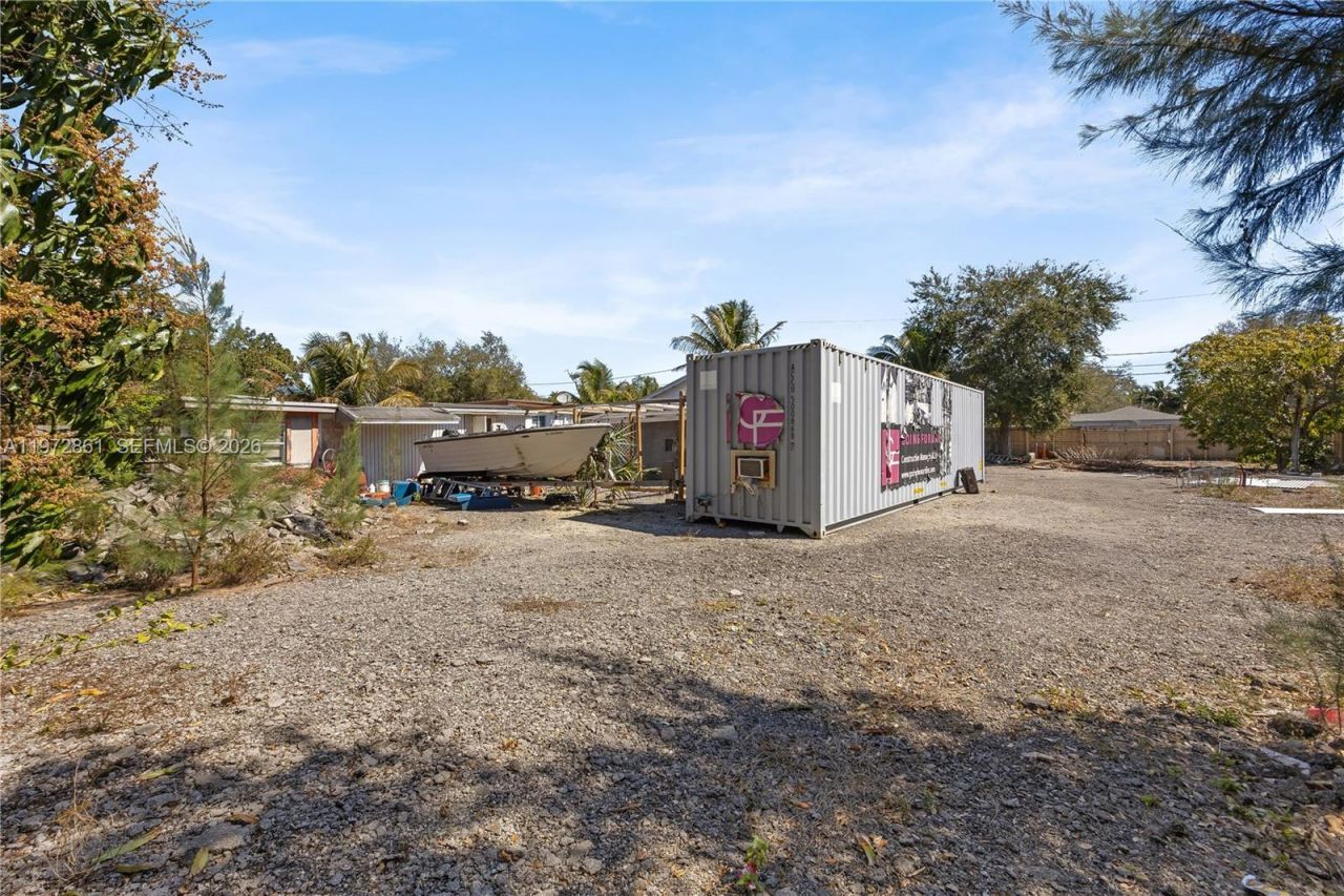 8800 NW 20th Ave, Miami, FL 33147 Photo