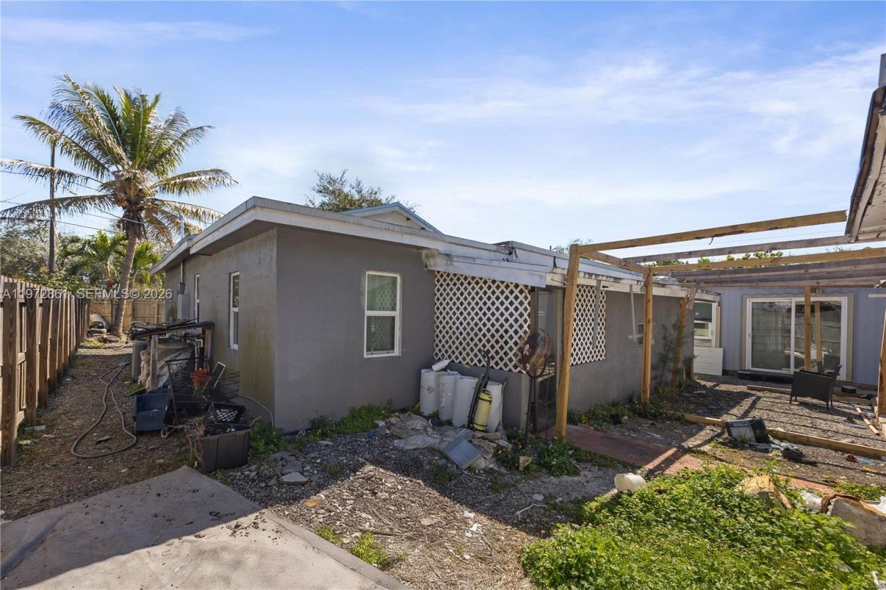 8800 NW 20th Ave, Miami, FL 33147 Photo