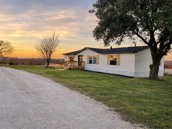 9795 2nd Street, Joshua, TX 76058