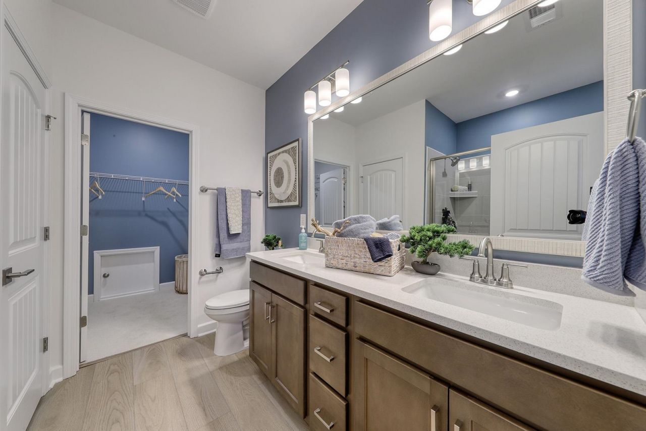 432 Ireland Way Photo 17