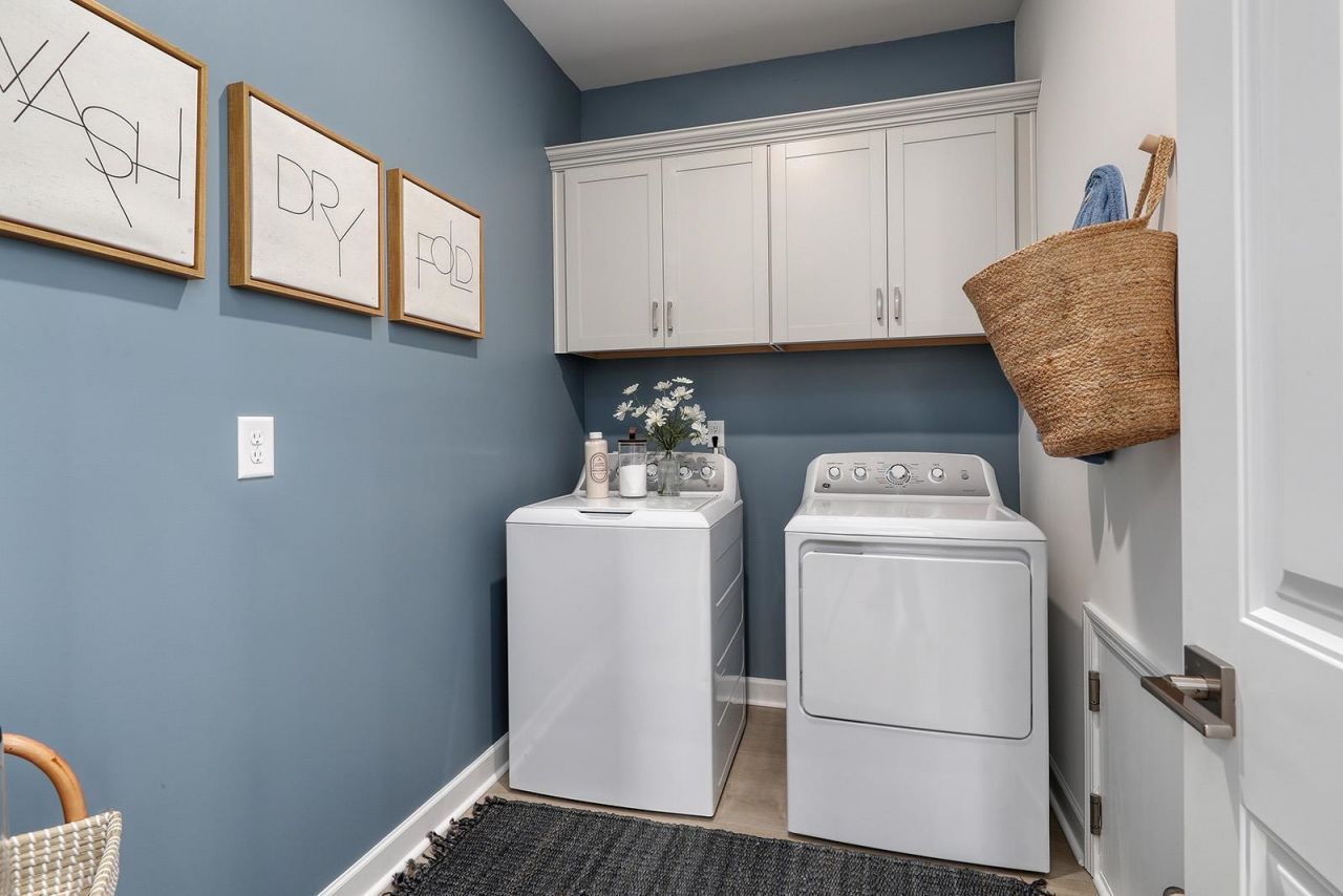 432 Ireland Way Photo 19