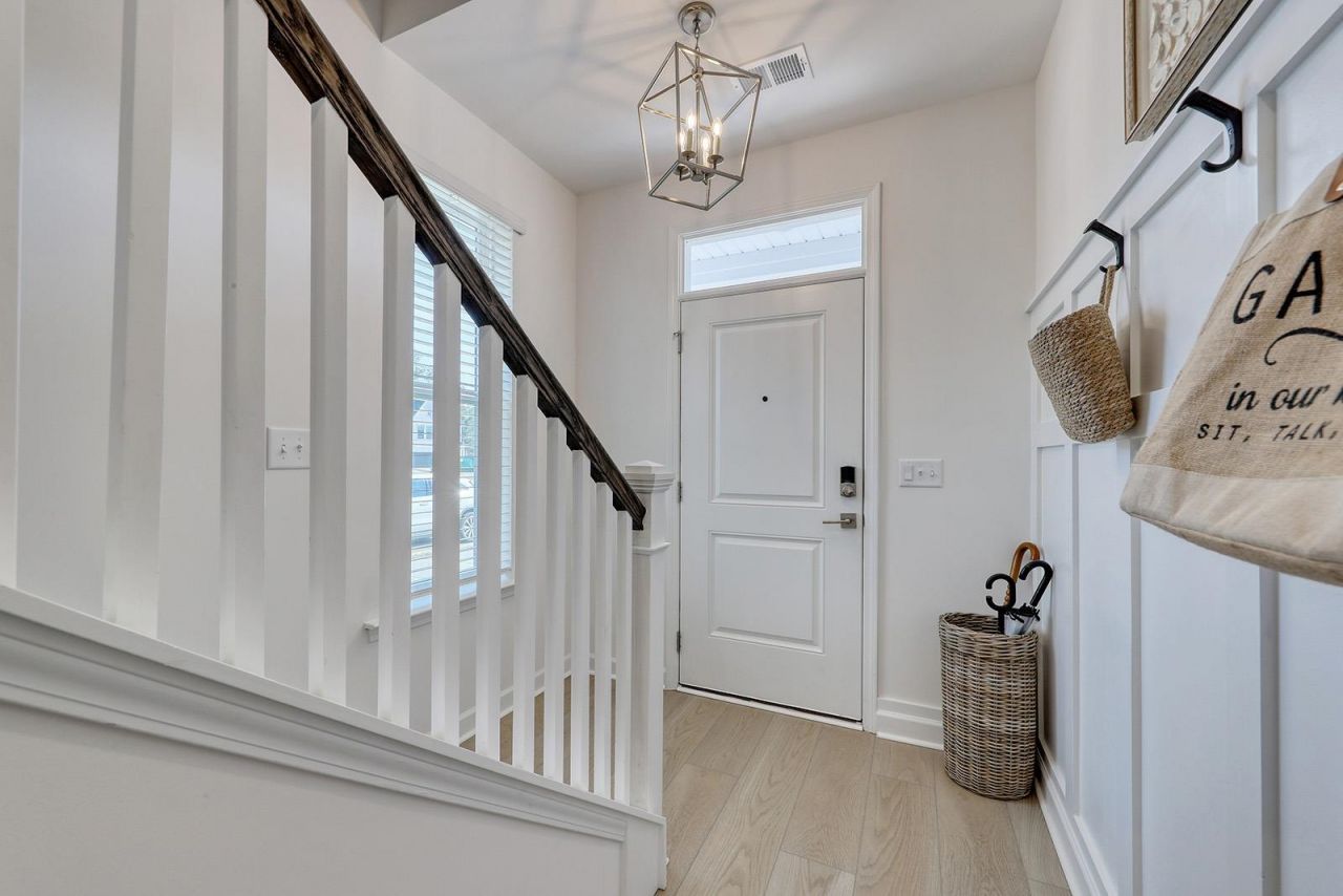 432 Ireland Way Photo 20