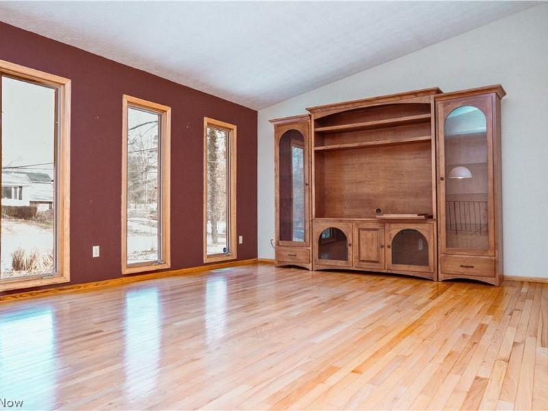 156 W Ingleside Drive, Akron, OH 44319 Photo 15