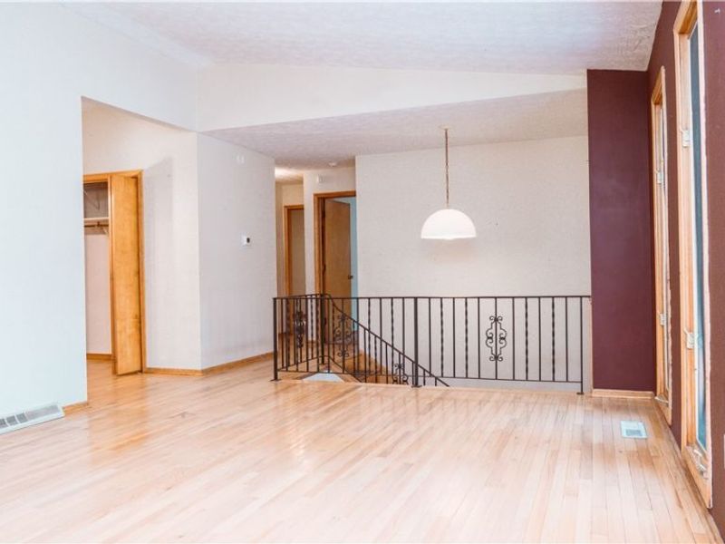 156 W Ingleside Drive, Akron, OH 44319 Photo 16