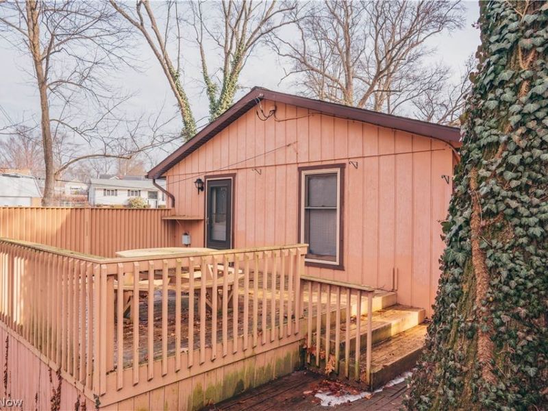 156 W Ingleside Drive, Akron, OH 44319 Photo 3