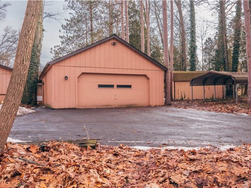 156 W Ingleside Drive, Akron, OH 44319 Photo 4