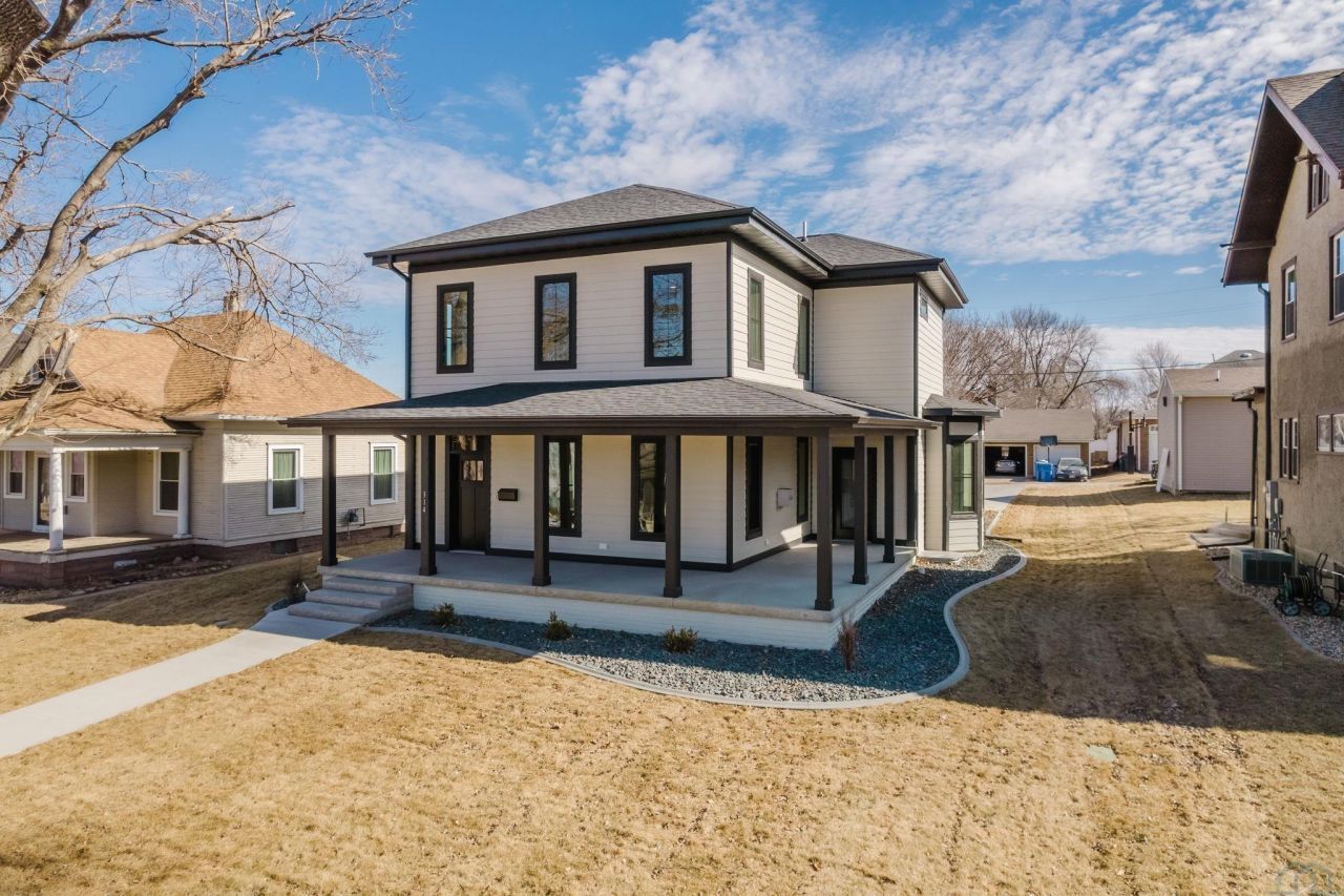 314 3rd Ave Se, Lemars, IA 51031 Main Photo