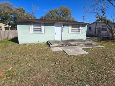 1803 S SUMMERLIN AVENUE, SANFORD, FL 32771