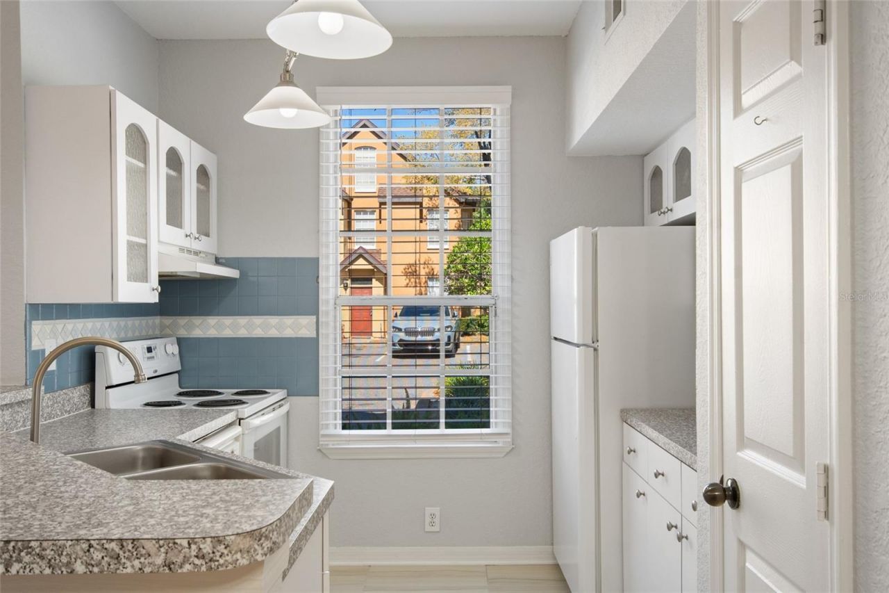 6384 Raleigh Street, Unit 2205, Orlando, FL 32835 Photo