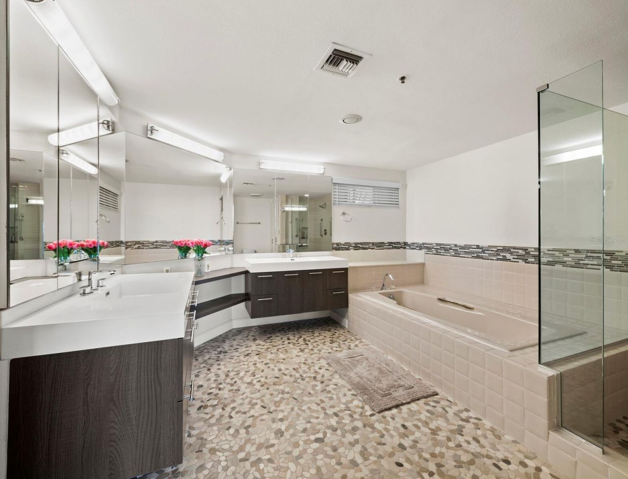 2110 Harbourside Drive, Unit 547, Longboat Key, FL 34228 Photo