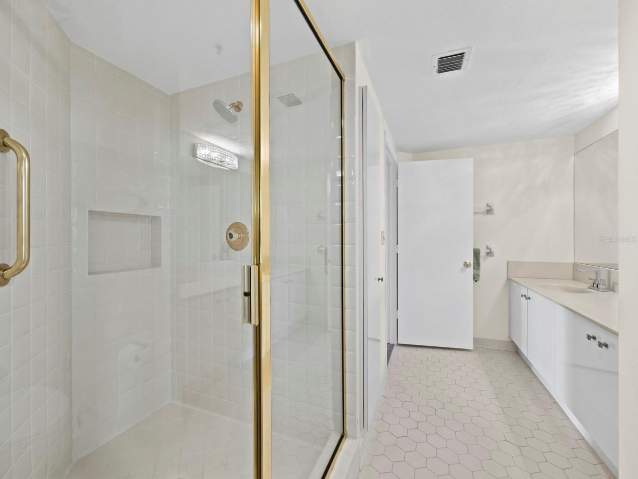 2110 Harbourside Drive, Unit 547, Longboat Key, FL 34228 Photo