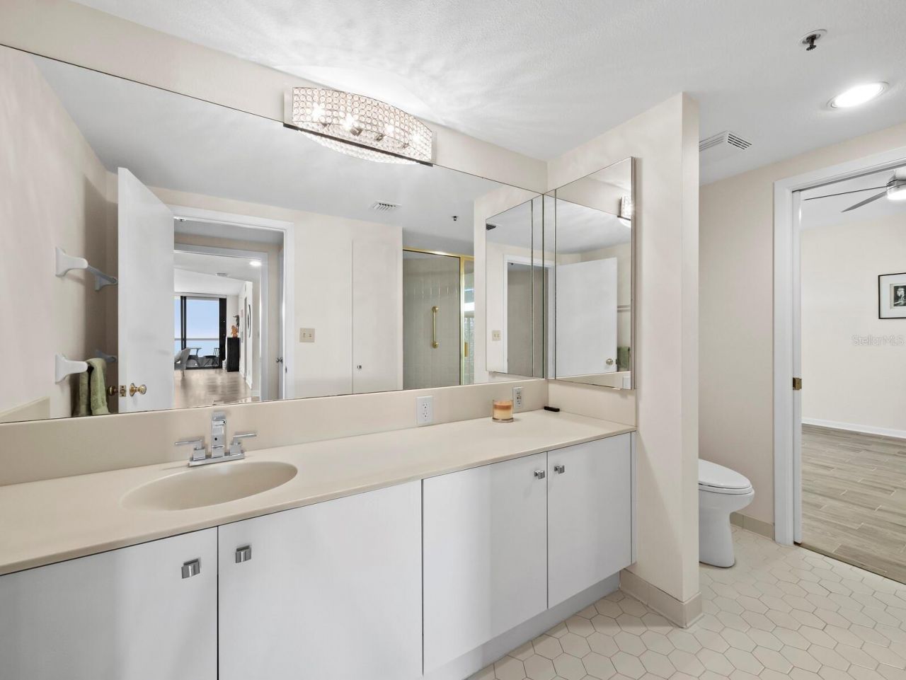 2110 Harbourside Drive, Unit 547, Longboat Key, FL 34228 Photo