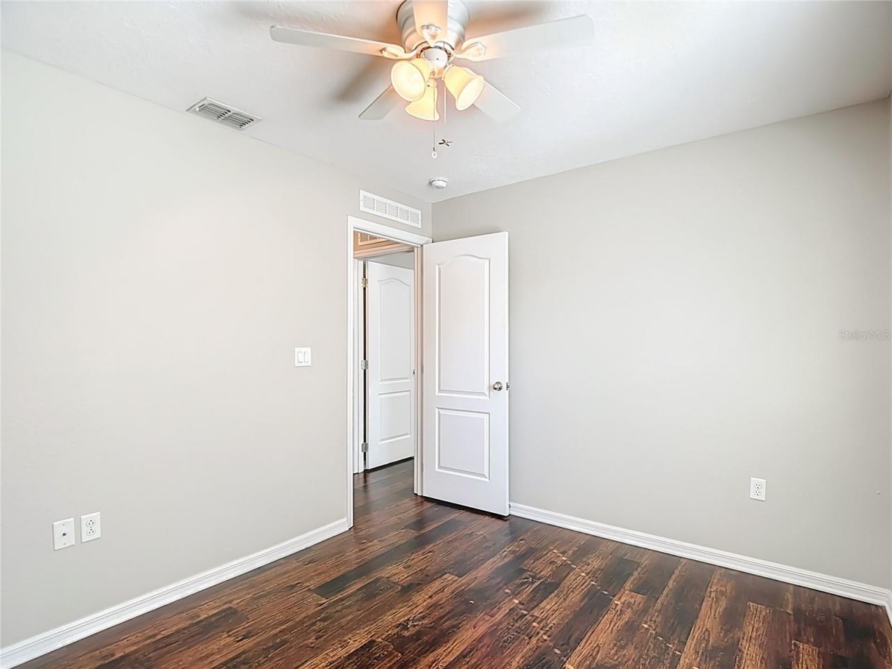 13221 Waterford Castle Drive, Dade City, FL 33525 Photo