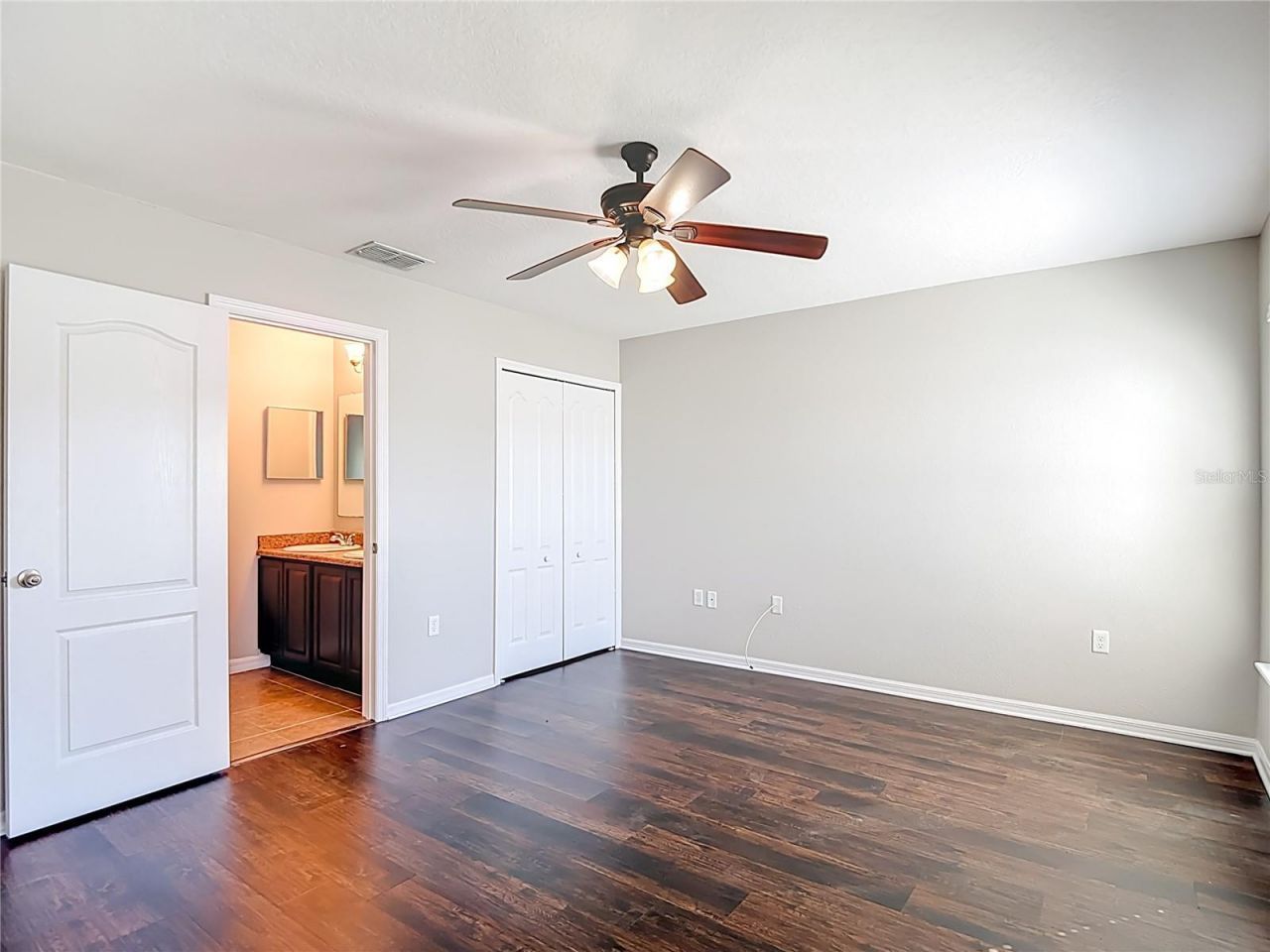 13221 Waterford Castle Drive, Dade City, FL 33525 Photo