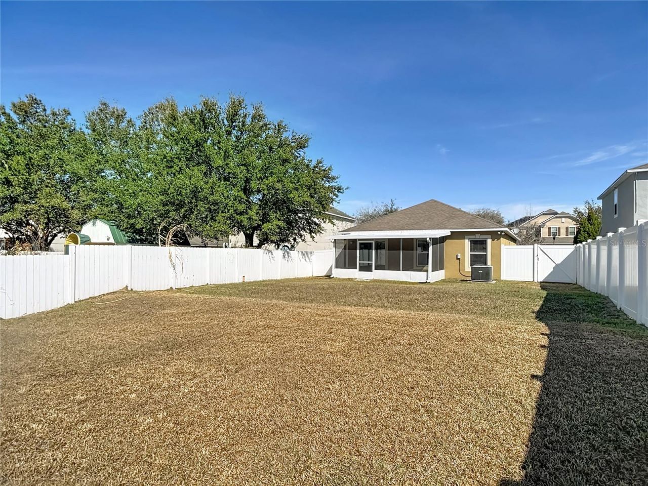 13221 Waterford Castle Drive, Dade City, FL 33525 Photo