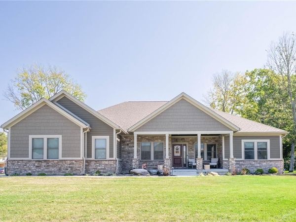 1610 Creekwood Drive, Troy, OH 45373