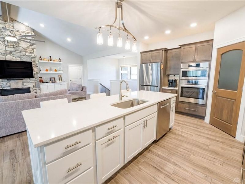 1610 Creekwood Drive, Troy, OH 45373 Photo 14