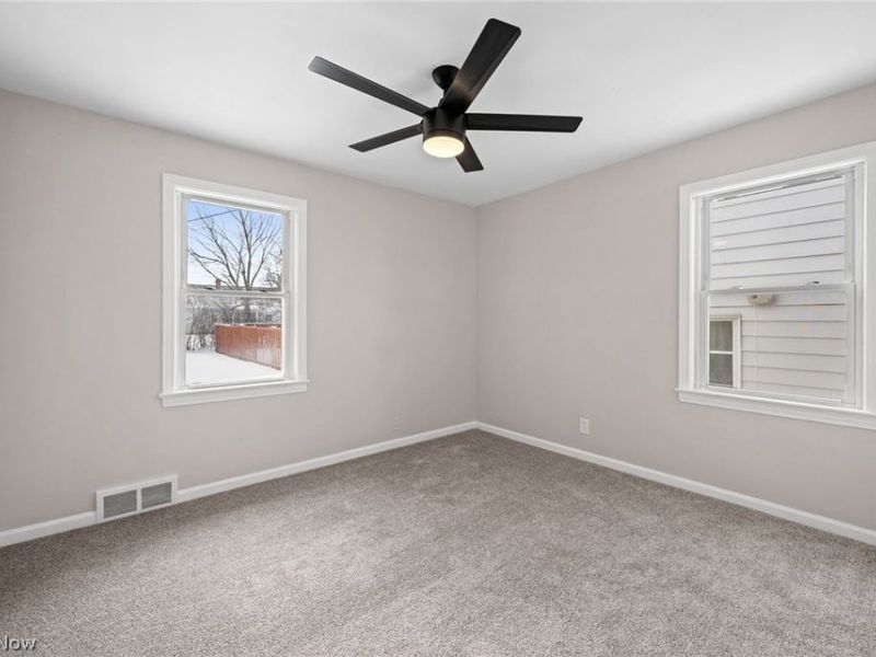 4226 Okalona Road, Cleveland, OH 44121 Photo 17