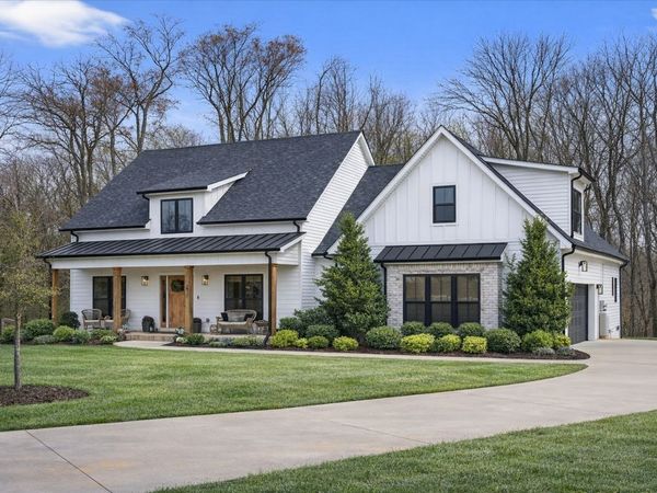 1611 Rosebury Ln, Clarksville, TN 37043