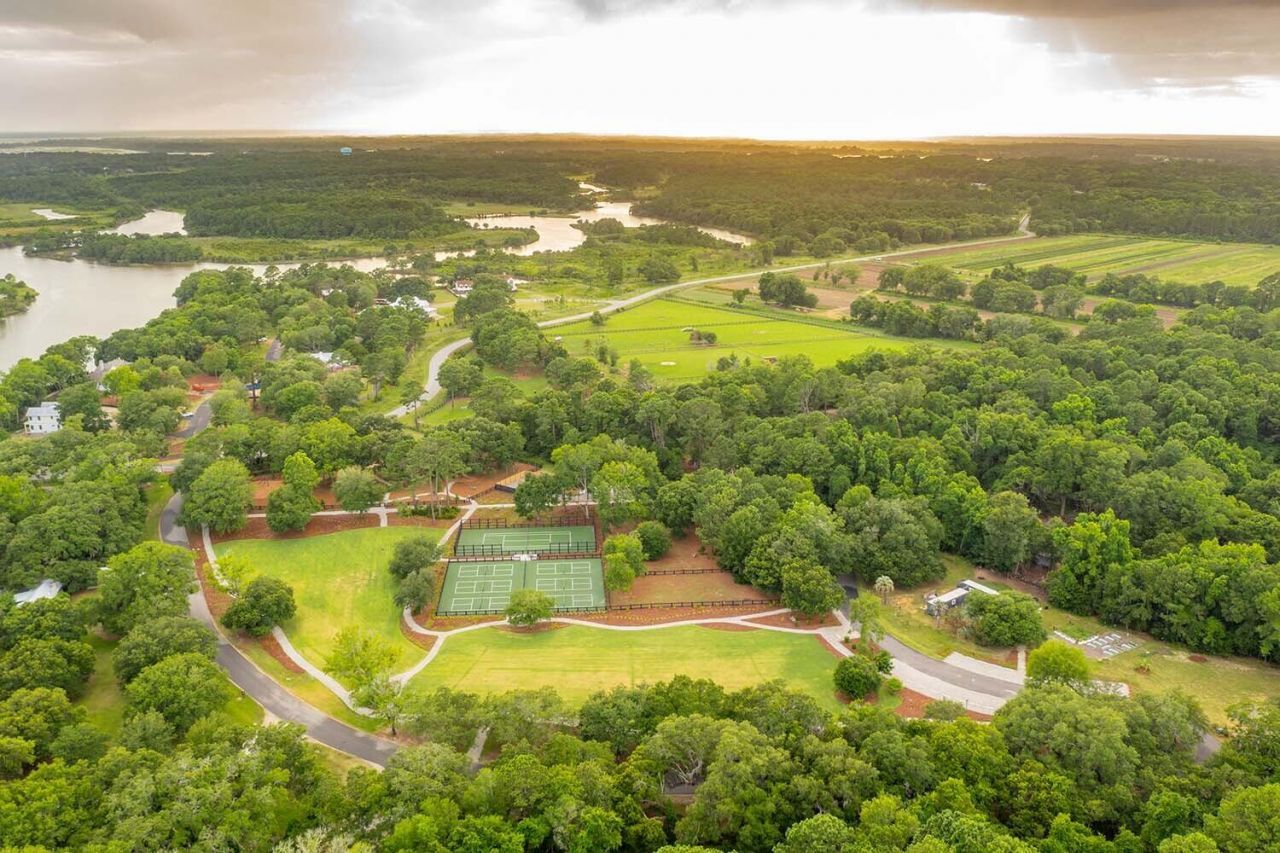 2724 Tidal Lane Photo 6