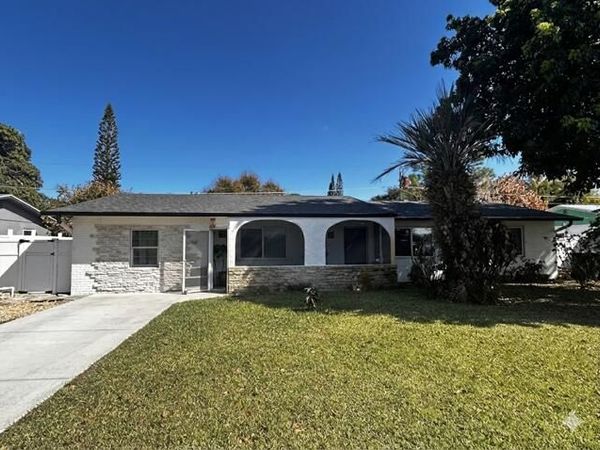 1301 SE Sandpiper Lane, Stuart, FL 34996