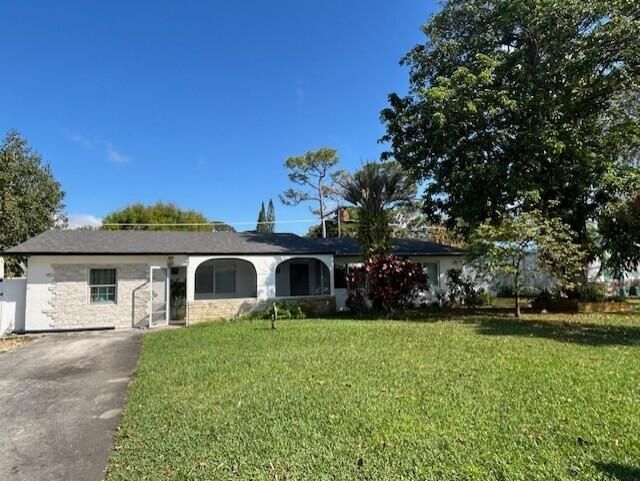 1301 SE Sandpiper Lane, Stuart, FL 34996 Photo