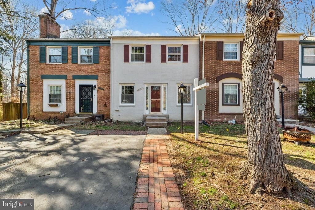 6136 Gothwaite Drive, Centreville, VA 20120 Main Photo