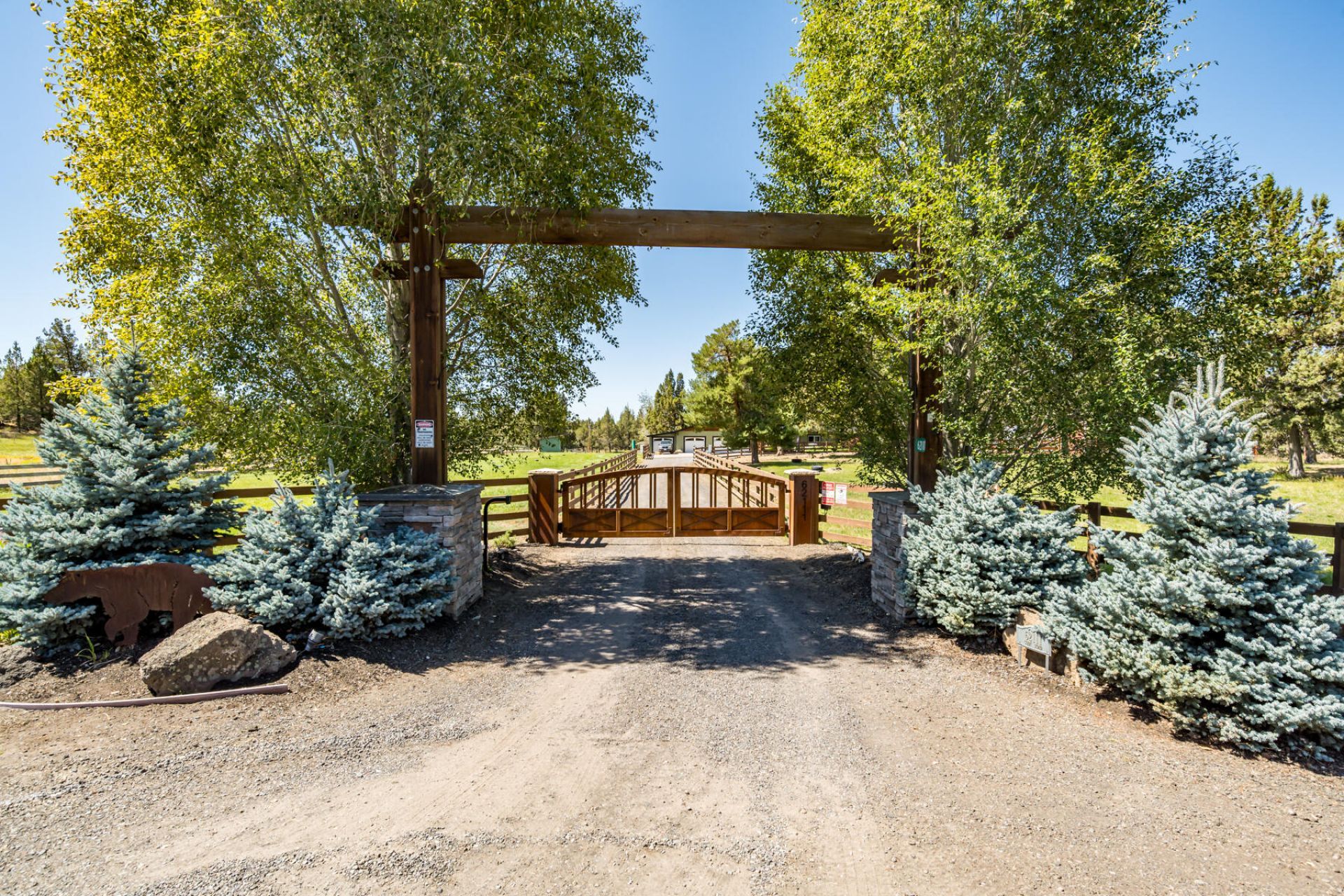 62111 Cody Road Bend, OR 97701