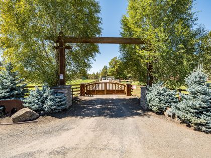 62111 Cody Road Bend, OR 97701