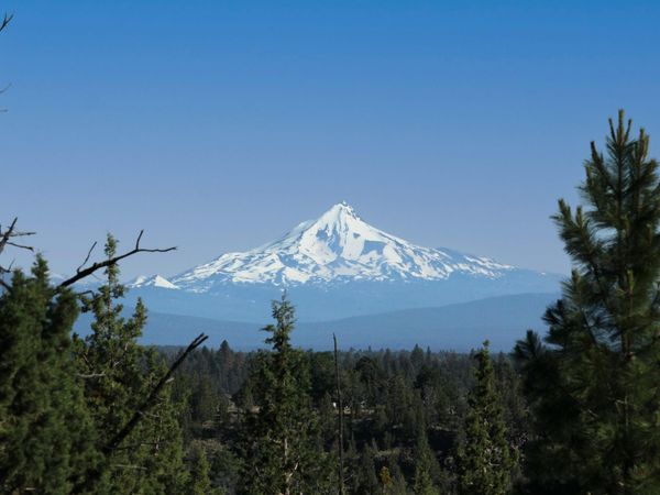 3399 NW Greenleaf Way, Bend, OR 97703