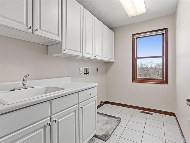 1778 Ash Meadow Court, Beavercreek Township, OH 45385 Photo 33