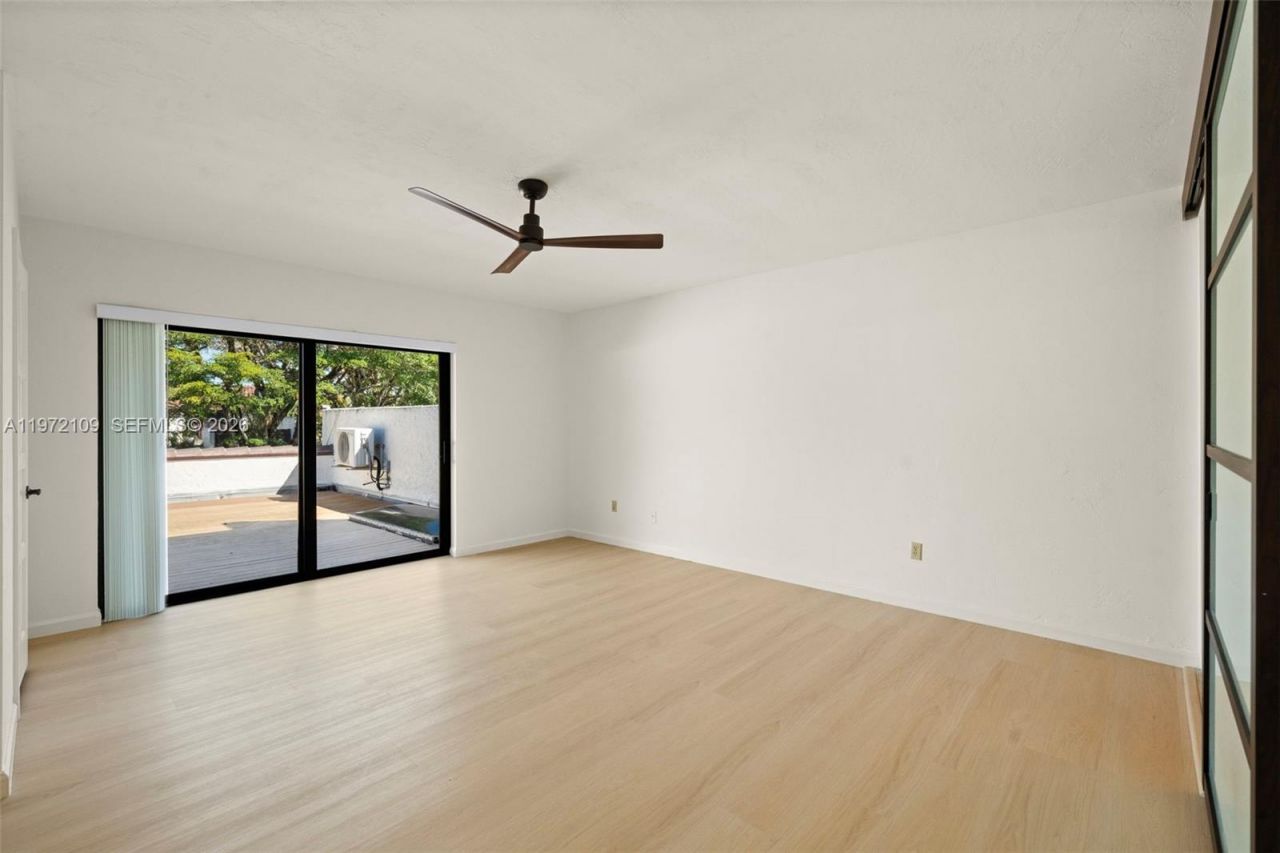 9002 SW 62nd Ter, Unit 7-D, Miami, FL 33173 Photo