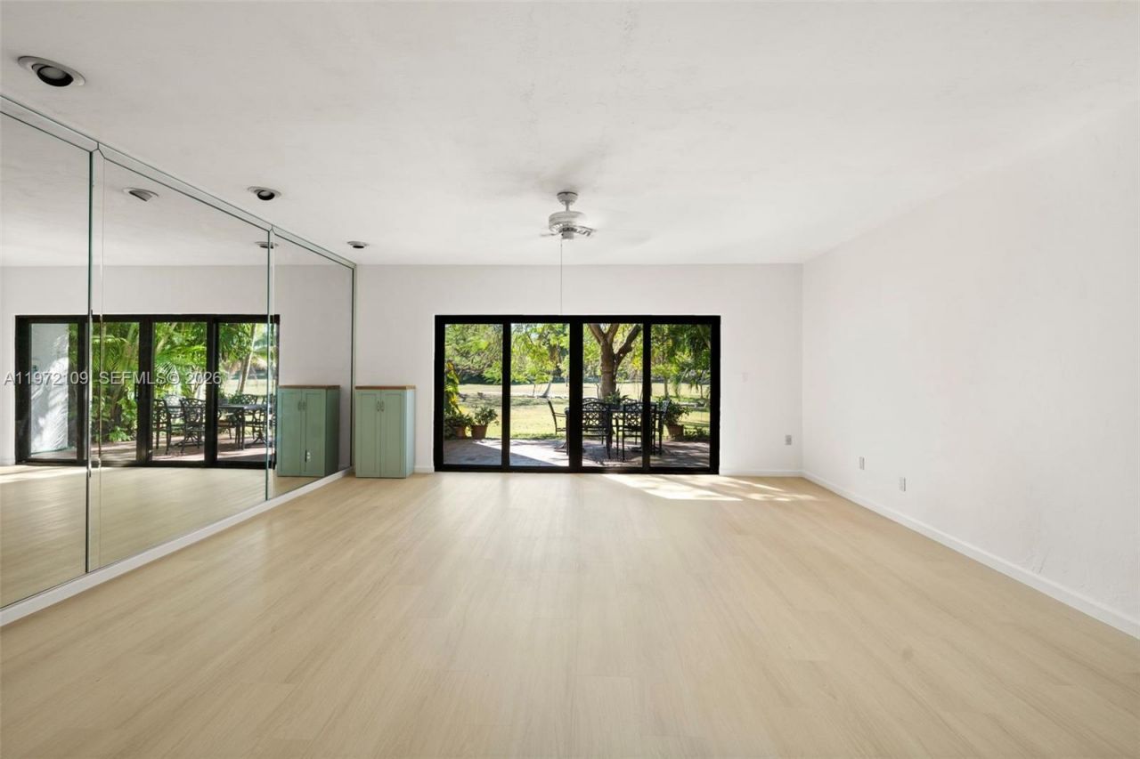 9002 SW 62nd Ter, Unit 7-D, Miami, FL 33173 Photo