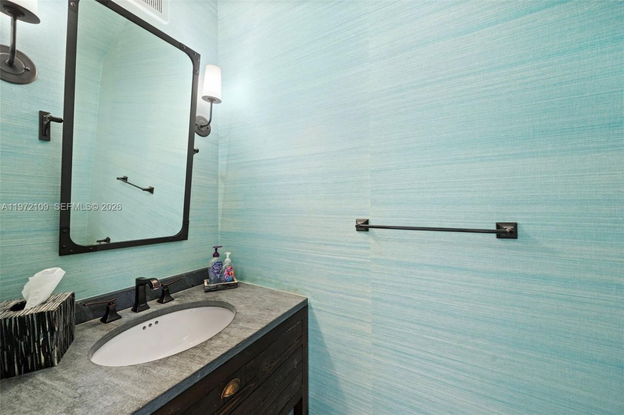 9002 SW 62nd Ter, Unit 7-D, Miami, FL 33173 Photo