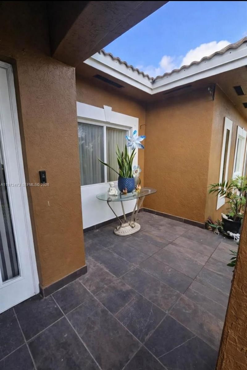 718 SE 12th Ter, Unit ., Homestead, FL 33033 Photo