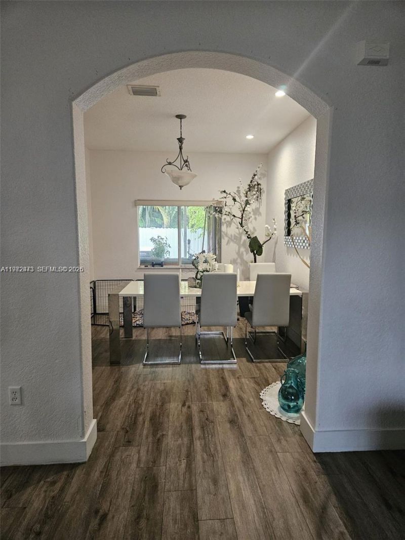 718 SE 12th Ter, Unit ., Homestead, FL 33033 Photo