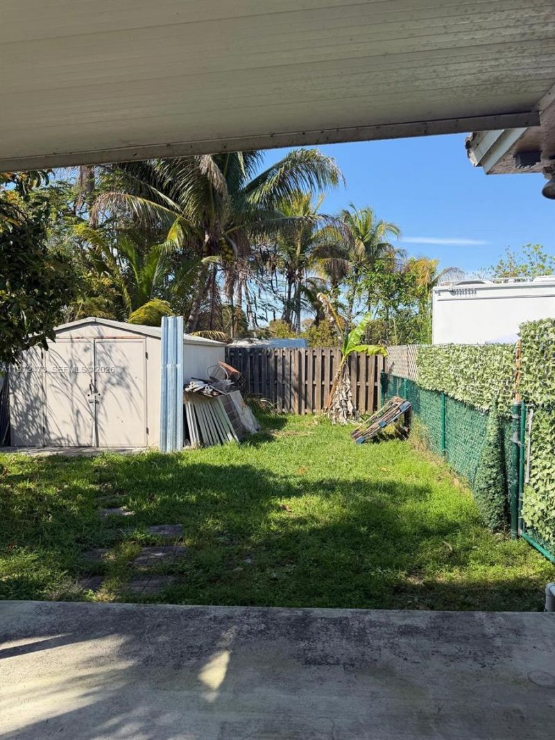 718 SE 12th Ter, Unit ., Homestead, FL 33033 Photo