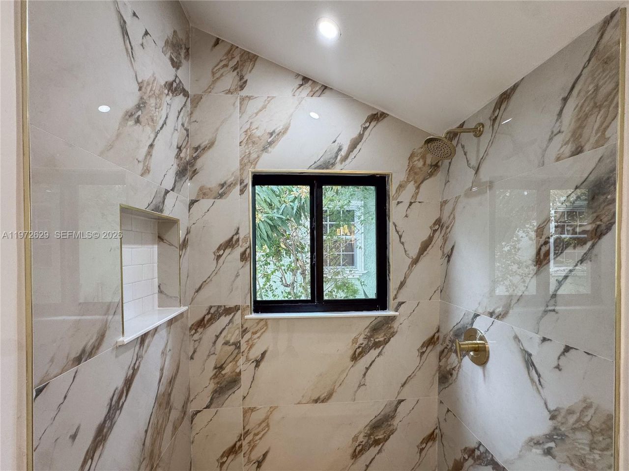 1035 NW 64th St, Miami, FL 33150 Photo