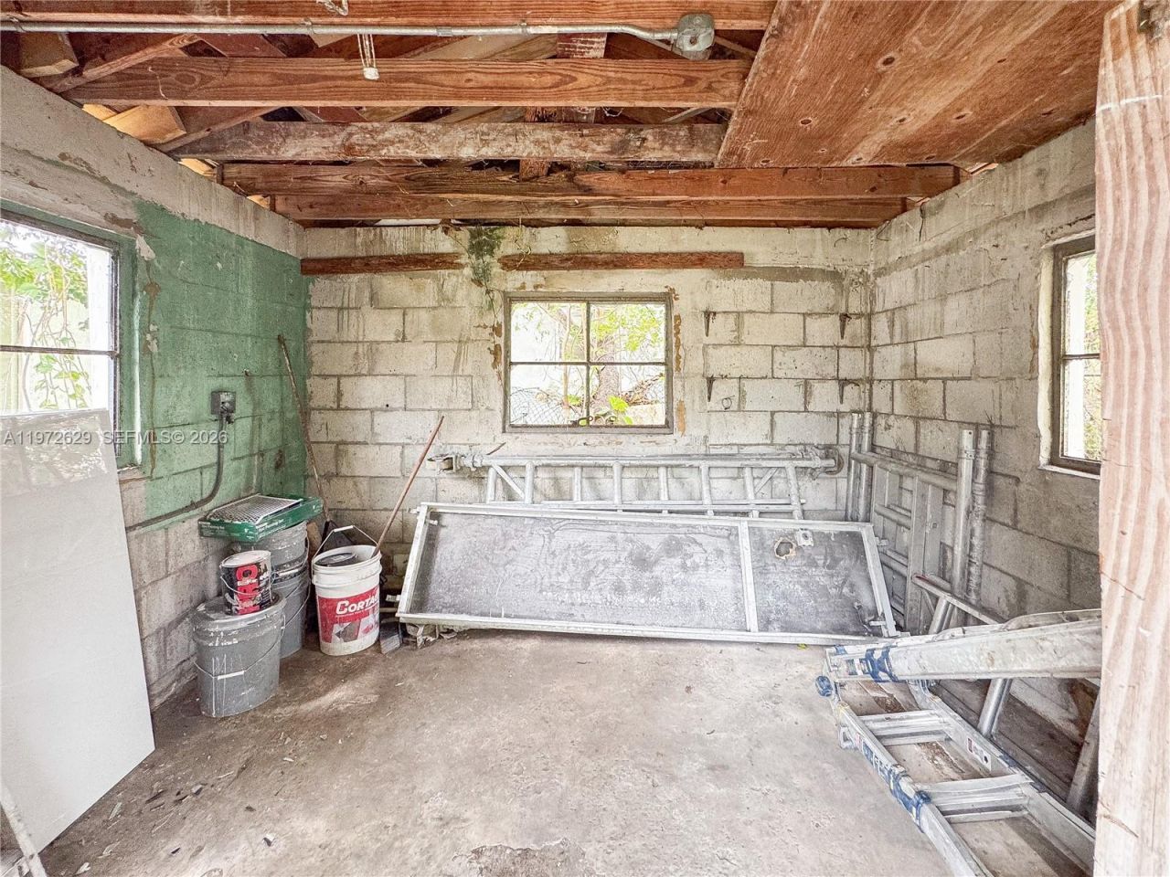 1035 NW 64th St, Miami, FL 33150 Photo