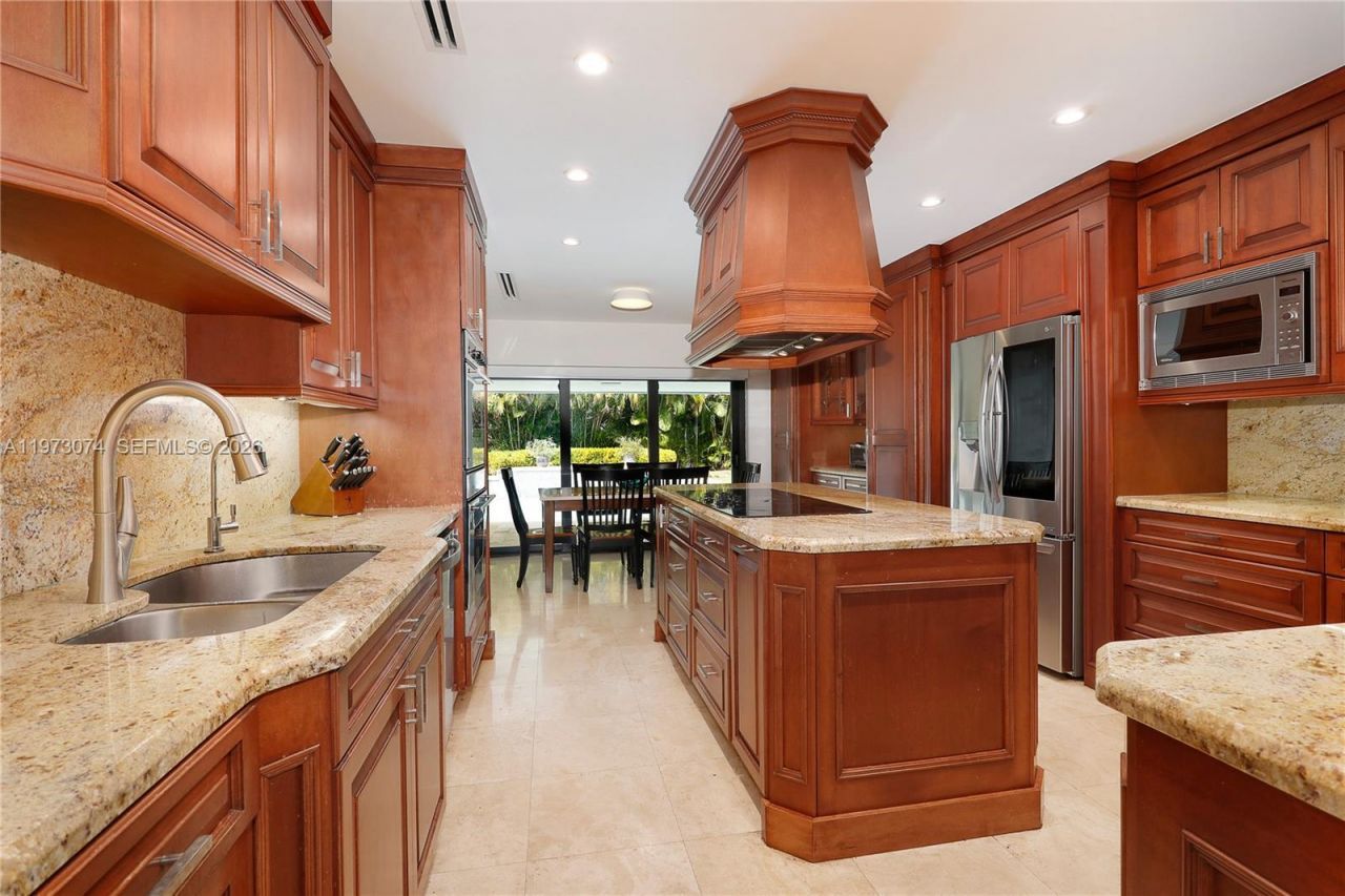 7322 Vistalmar St , Coral Gables, FL 33143 Photo