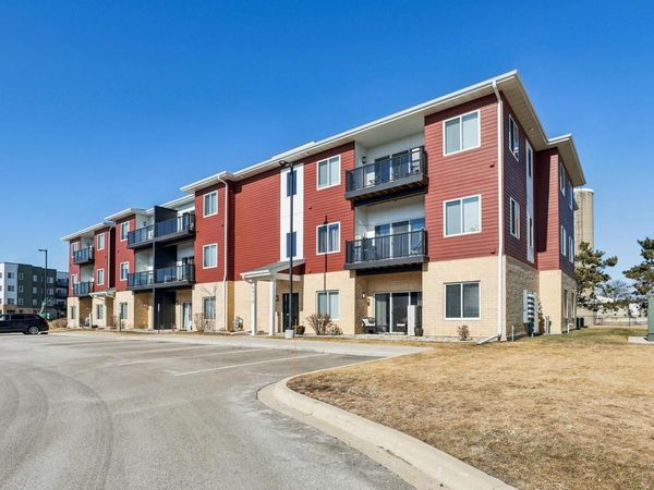 4910 Innovation Drive, Unit 306, Deforest, WI 53532